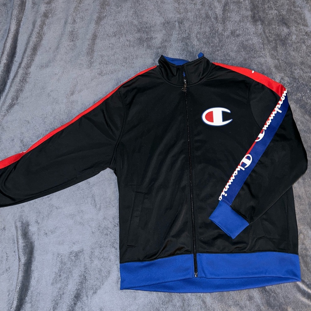 Black/White/blue/& red Champion Sweat suit (Sweater-XL / Pants-L)